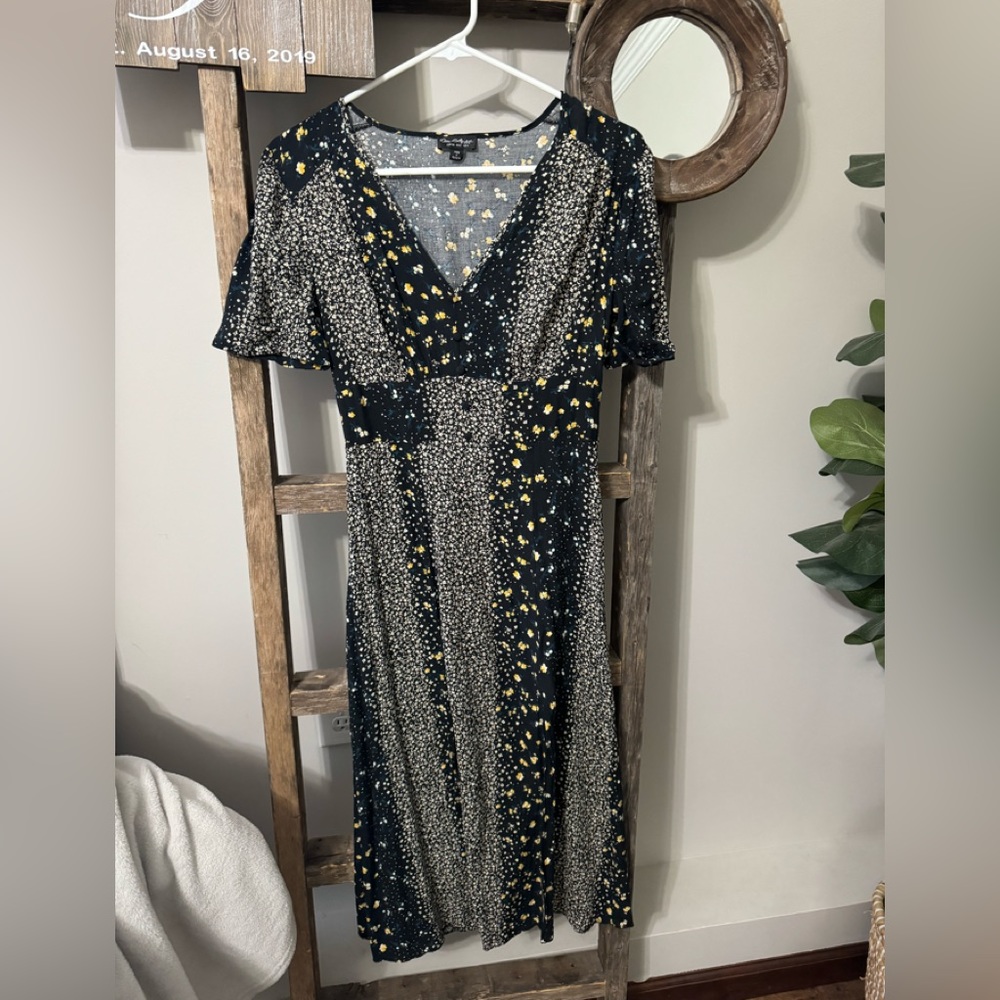 Women’s Miss Selfridge maxi tea dress in floral print from ASOS